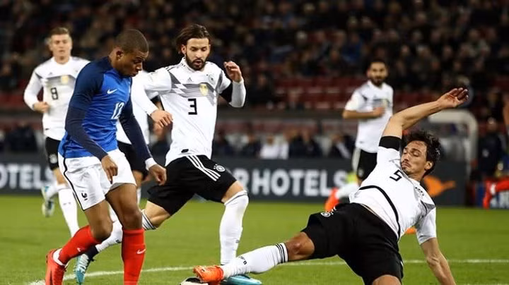 UEFA Nations League và những hình ảnh ấn tượng nhất ngày mở màn