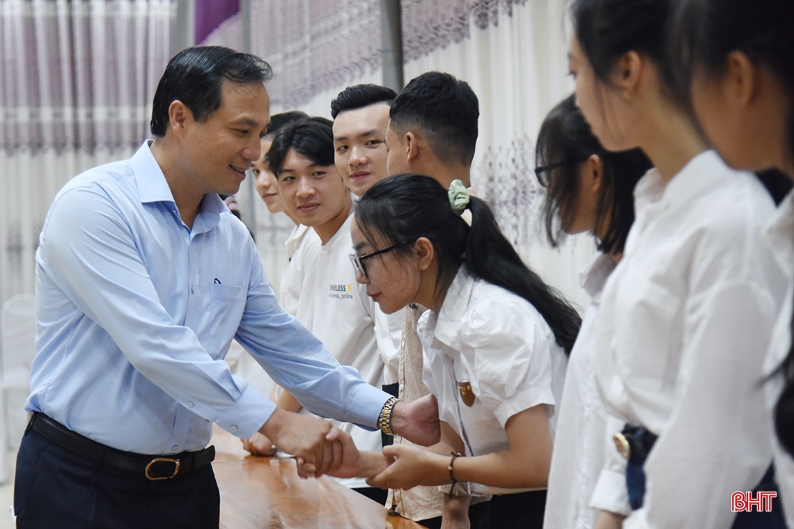 bí thư 1.jpg