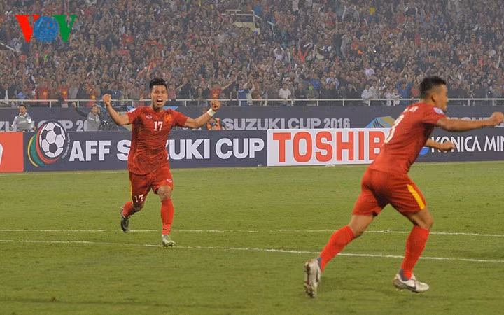 nhin lai hanh trinh cua dt viet nam tai aff cup 2016