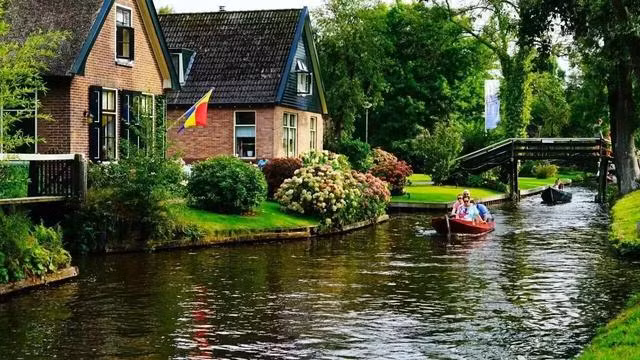 giethoorn chuyen co tich co that