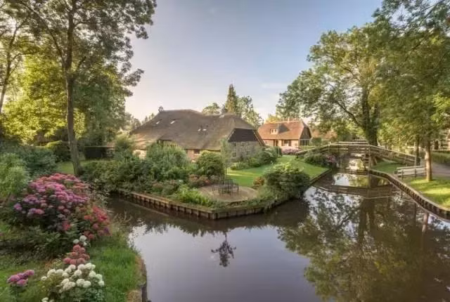 giethoorn chuyen co tich co that