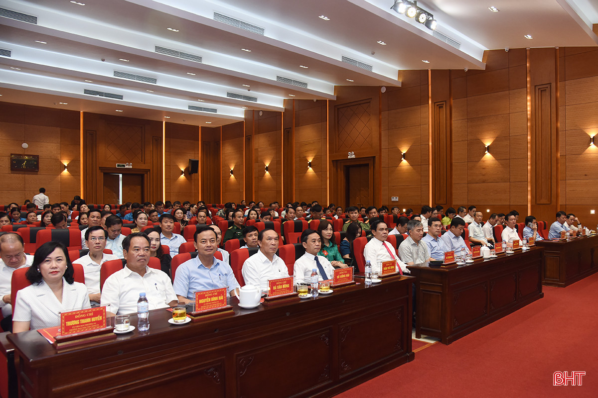 DSCa_5695 copy.jpg