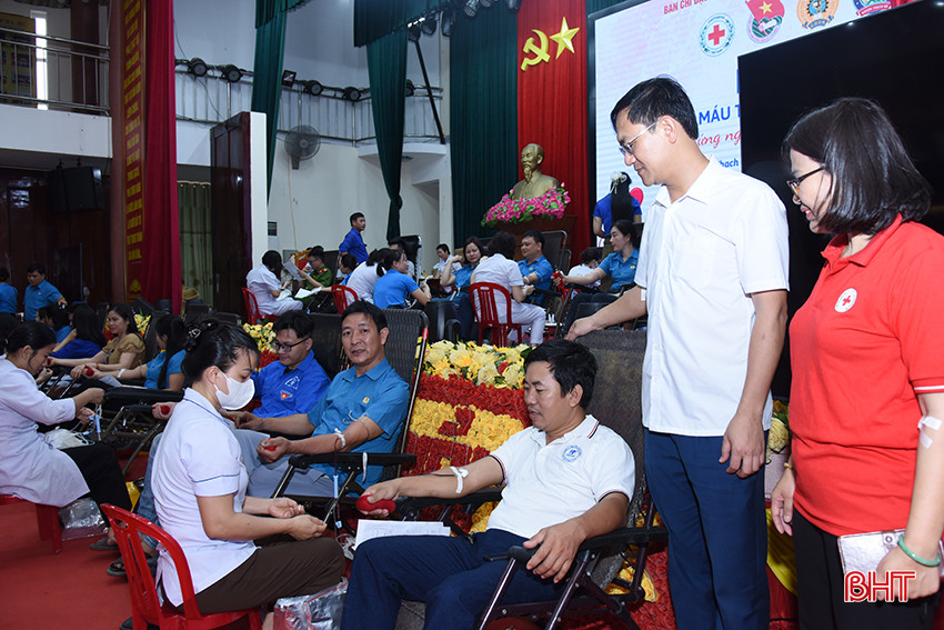 aDSC_3382 copy.jpg