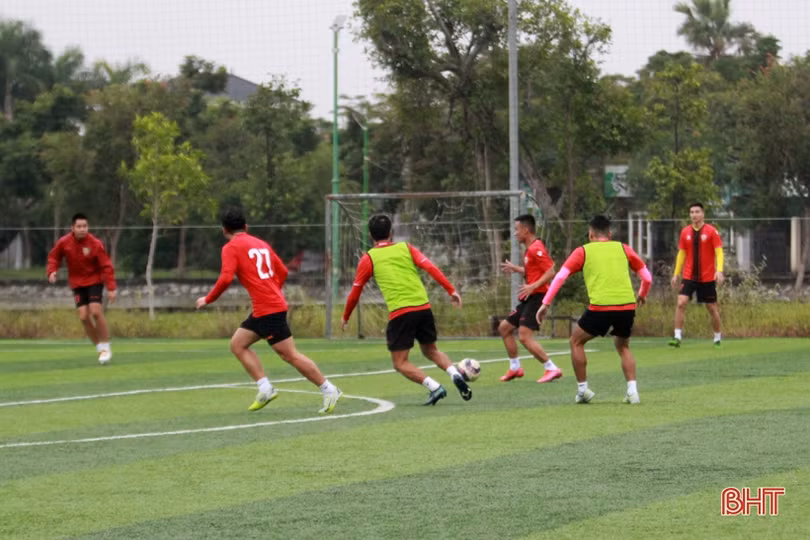 Hồng Lĩnh Hà Tĩnh sắp có 3 ngoại binh từ Brazil và Nigeria