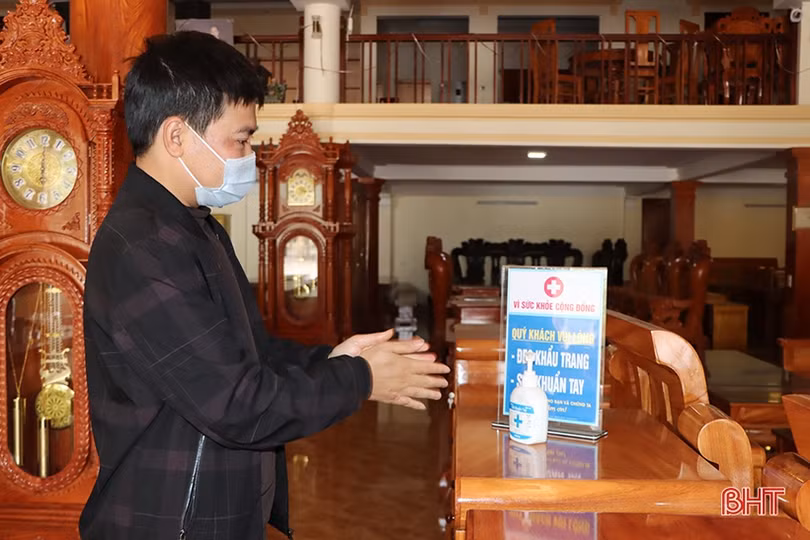 Các cụm công nghiệp ở Hà Tĩnh ngăn dịch từ xa, bảo vệ chuỗi sản xuất