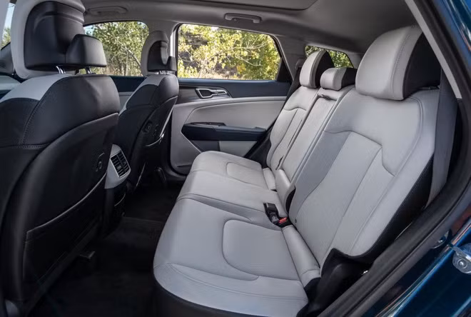 Chi tiết Kia Sportage Hybrid 2023: “Uống” xăng 6L/100 km, sắp về Việt Nam