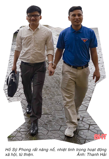 Như những đóa hoa thơm...