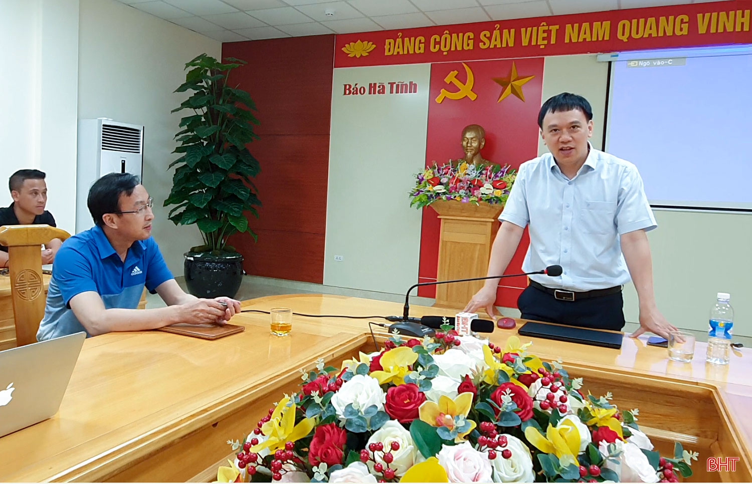 Báo Hà Tĩnh bắt nhịp truyền thông số