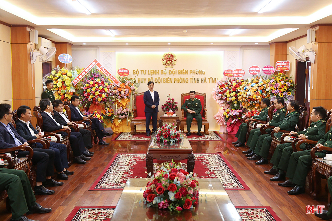 Lãnh đạo Hà Tĩnh chúc mừng ngày truyền thống Bộ đội Biên phòng