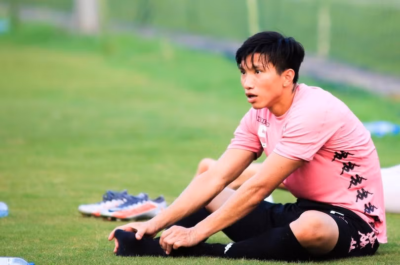 Đoàn Văn Hậu chấn thương nặng, có thể nghỉ 3-4 tháng