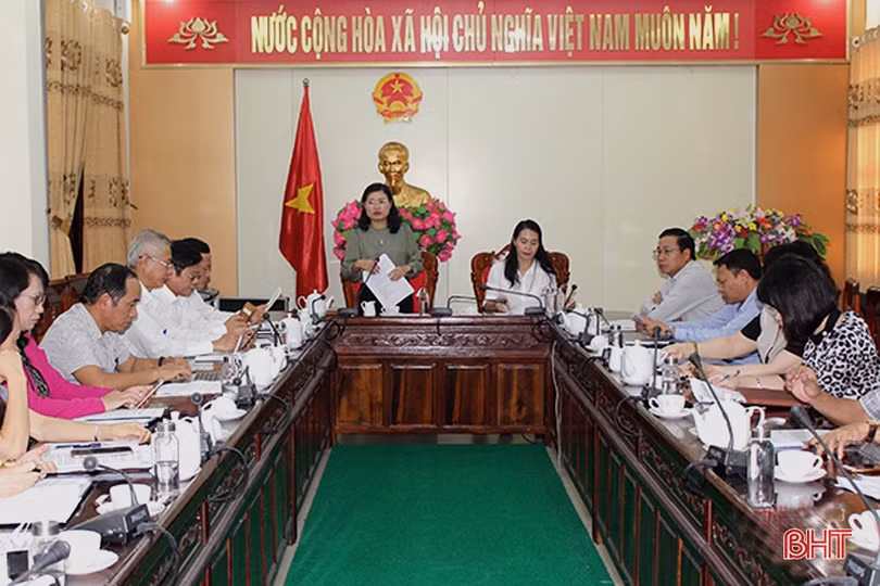 Kỳ họp thứ 18 HĐND tỉnh Hà Tĩnh: Miễn nhiệm và bầu nhiều chức danh chủ chốt, chất vấn 4 nhóm vấn đề