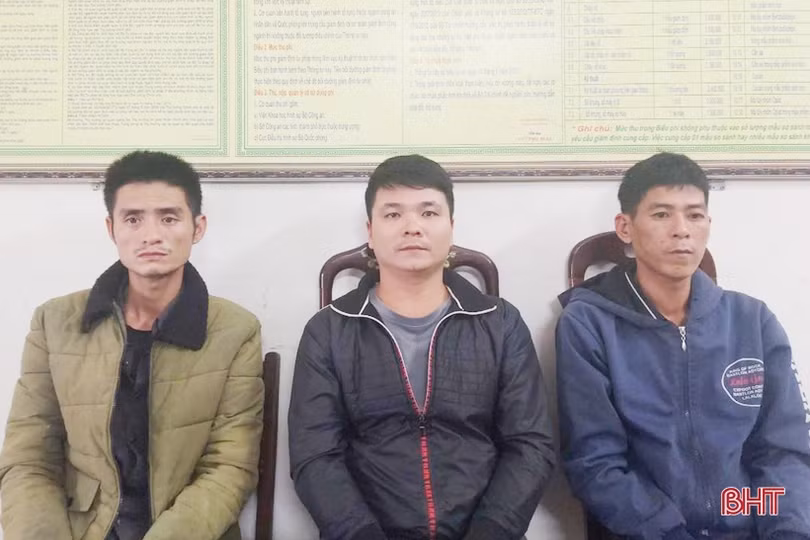 Rủ nhau mua ma túy sử dụng, nhóm đối tượng vào trại giam