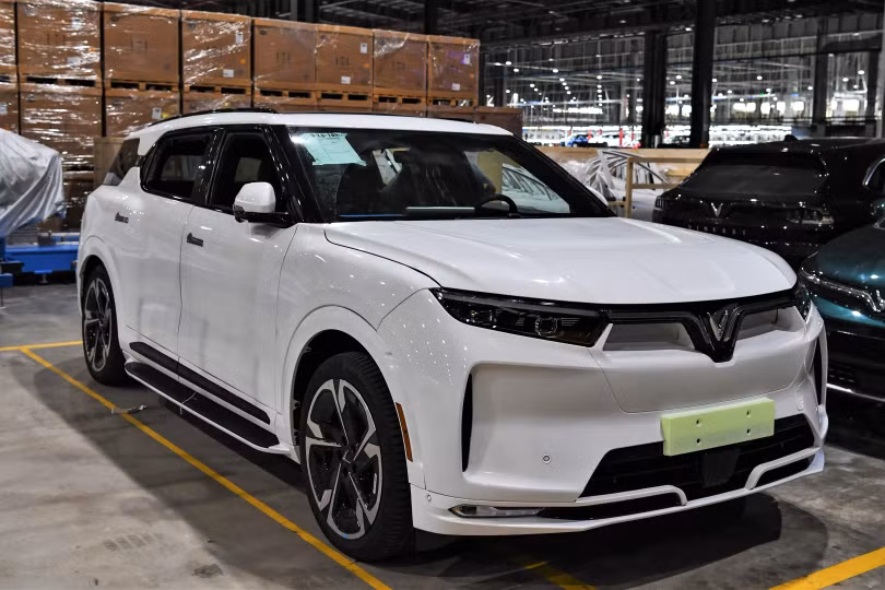 Việt Nam chỉ mất vài năm để phủ sóng xe điện từ giá rẻ đến siêu sang
