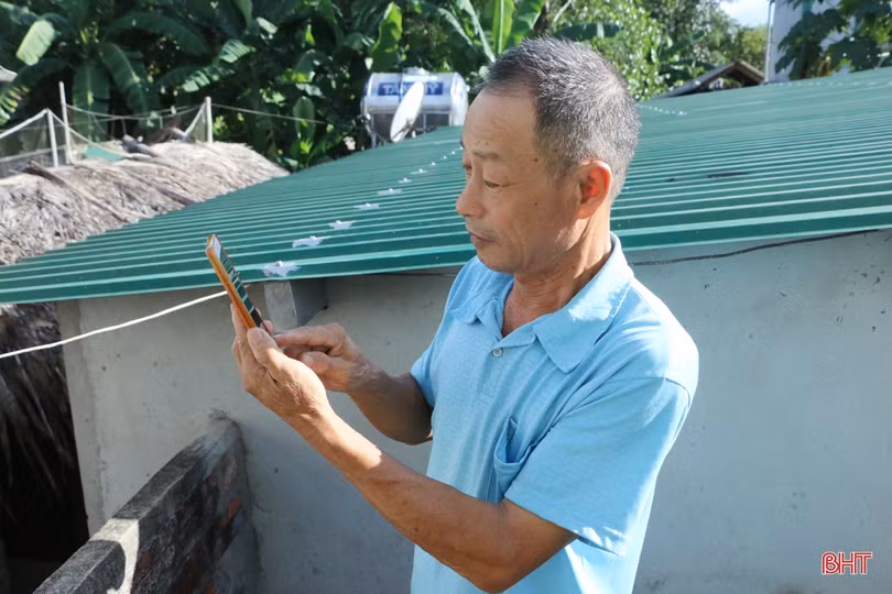 Sau phản ánh của Báo Hà Tĩnh, xóm núi Vũ Quang được lắp cột tiếp sóng điện thoại, phát thanh
