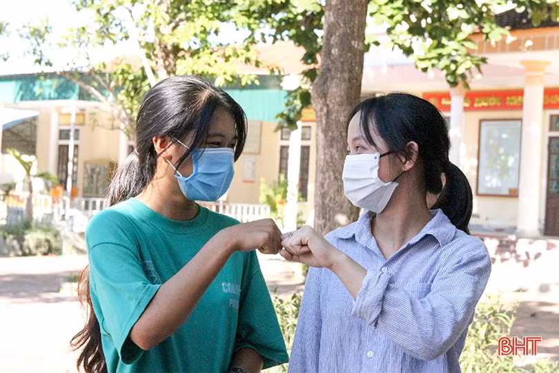 Khép lại kỳ thi tốt nghiệp THPT ở Hà Tĩnh: An toàn, nghiêm túc, không áp lực!