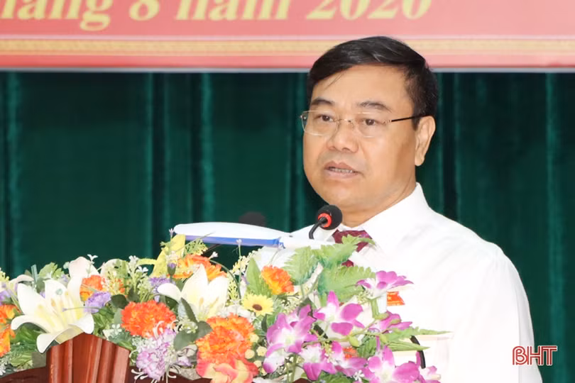 Cẩm Xuyên bầu Chủ tịch HĐND và Chủ tịch UBND huyện nhiệm kỳ 2016 - 2021