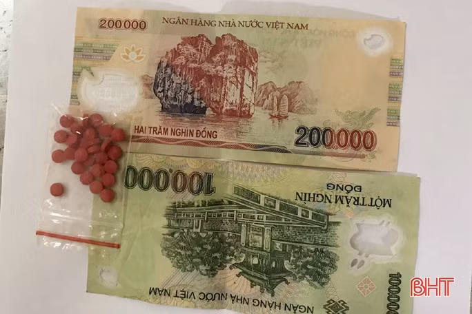Vào nghĩa trang “phê” ma túy vẫn bị bắt