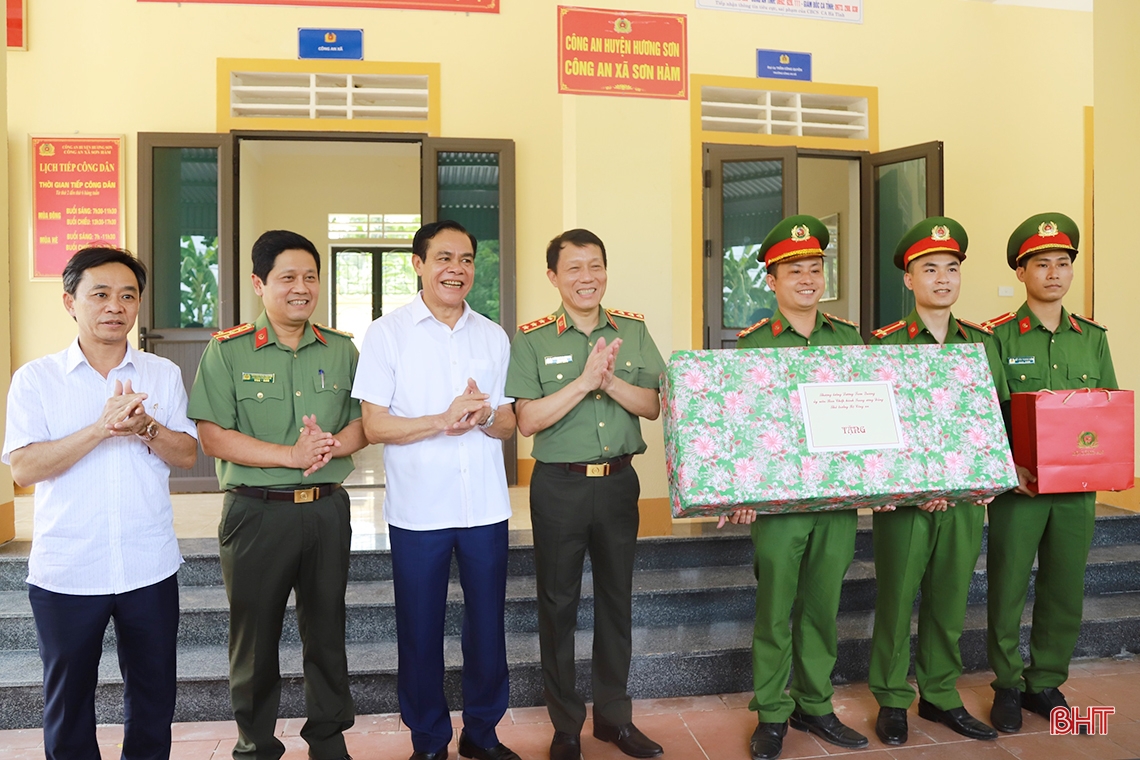 Bộ Công an hỗ trợ xây dựng 1.000 nhà ở cho người nghèo Hà Tĩnh