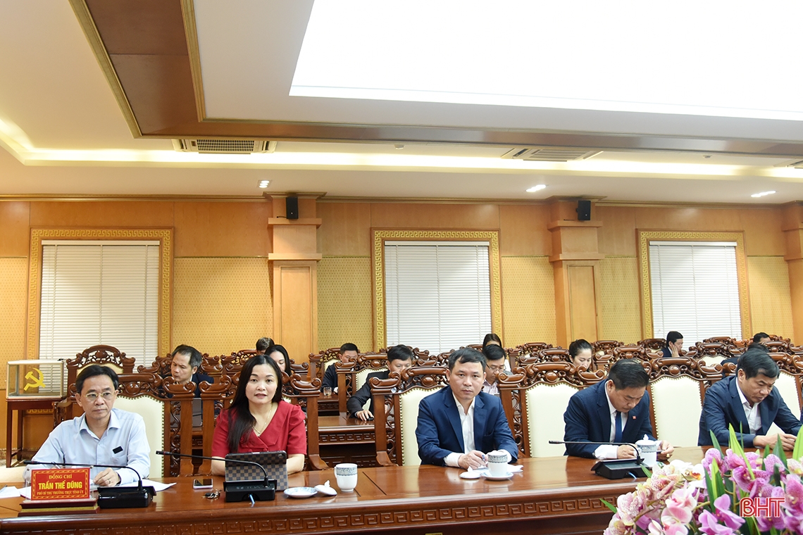 Làm tốt hơn nữa công tác nắm bắt và định hướng dư luận xã hội
