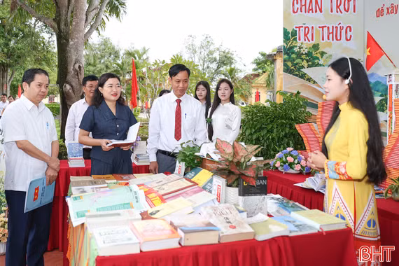 Hà Tĩnh khai mạc Tuần lễ hưởng ứng học tập suốt đời năm 2026