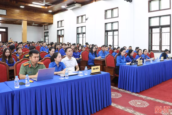 Bồi dưỡng kỹ năng, nghiệp vụ cho cán bộ đoàn, hội cấp cơ sở
