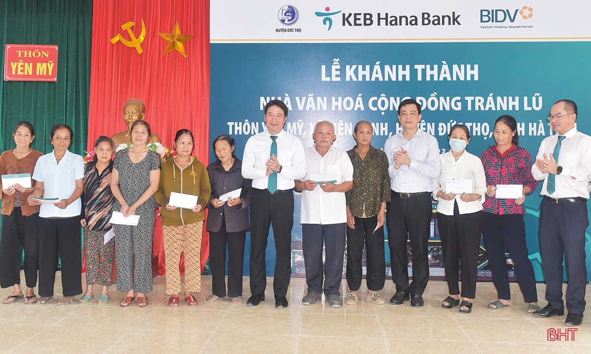 Khánh thành nhà tránh lũ cho bà con vùng ngoài đê La Giang