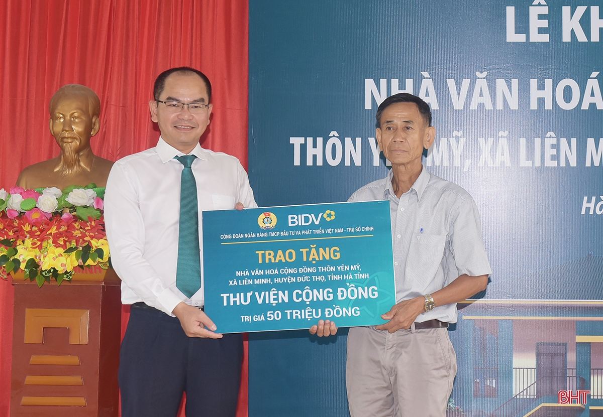 Khánh thành nhà tránh lũ cho bà con vùng ngoài đê La Giang