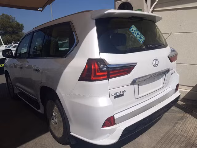 lexus lx570 super sport ban limousine 4 cho chao hang dai gia viet