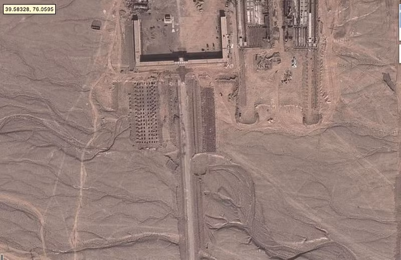 24 anh dam bao doc la tu google earth