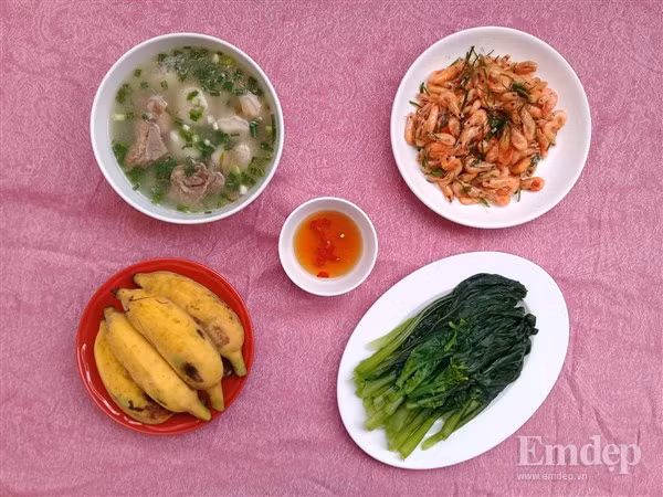 thuc don com toi gian di chi voi 64 nghin dong ma ngon mieng vo cung