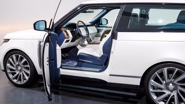 chi tiet range rover hai cua hoan toan moi gia gan 300 000 usd