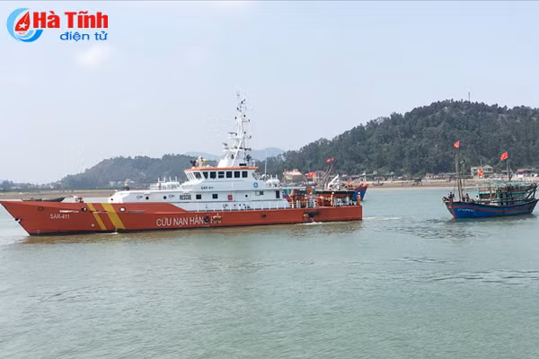 cuu tau ca cung 7 ngu dan gap nan tren vung bien nghe an ha tinh