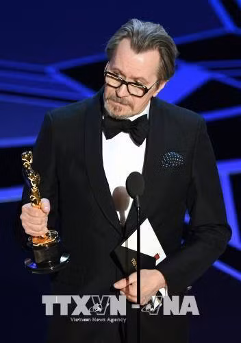 oscar 2018 co tich tinh yeu giua nguoi va thuy quai gianh vinh quang