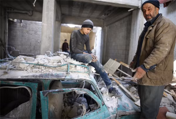xot xa cha tim con giua dia nguc tran gian syria
