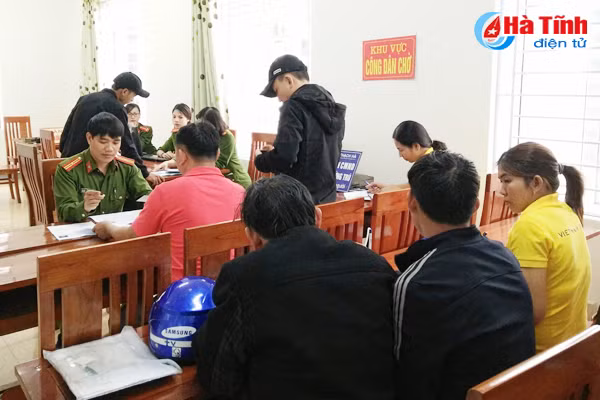 tthc cong thach ha tiep nhan 169 ho so sau 2 ngay van hanh thu cap cmnd
