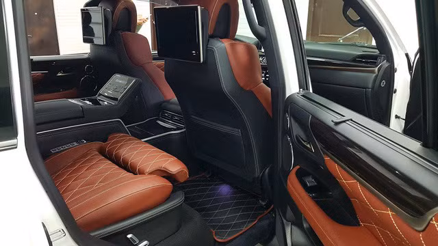 lexus lx570 super sport ban limousine 4 cho chao hang dai gia viet