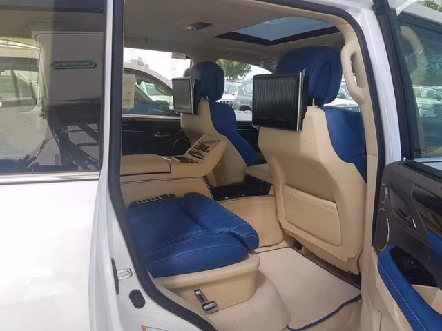 lexus lx570 super sport ban limousine 4 cho chao hang dai gia viet