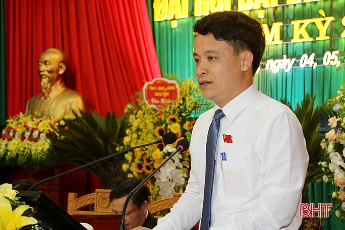 Đồng chí Trần Văn Kỳ tái cử Bí thư Huyện ủy Hương Sơn nhiệm kỳ 2020 - 2025