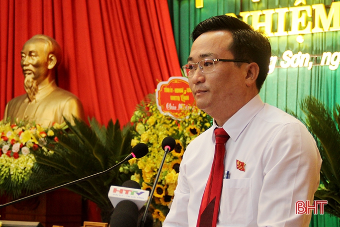 Bầu 39 đồng chí vào Ban chấp hành Đảng bộ huyện Hương Sơn nhiệm kỳ 2020 - 2025