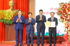 Toàn cảnh lễ công bố các quyết định về sắp xếp ĐVHC, tổ chức bộ máy, cán bộ
