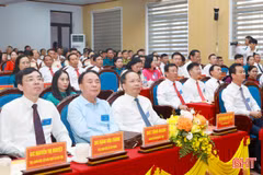 Bí thư Tỉnh ủy Nguyễn Duy Lâm dự Đại hội Đảng bộ phường Sông Trí