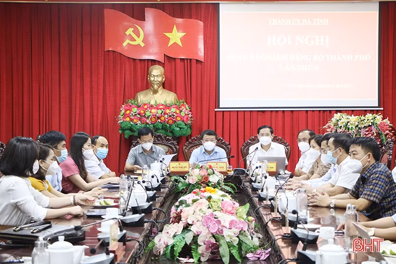 TP Hà Tĩnh tập trung phát triển kinh tế, đầu tư kết cấu hạ tầng theo hướng đồng bộ, hiện đại