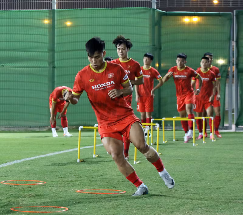 Tuyển thủ Việt Nam sung sức chờ đấu đội tuyển Trung Quốc