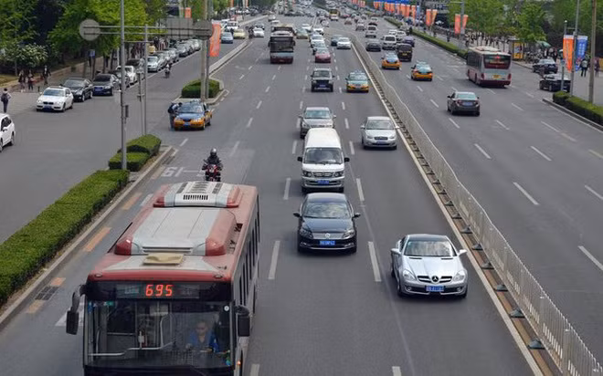 Những thói quen lái xe nguy hiểm có thể gây tai nạn