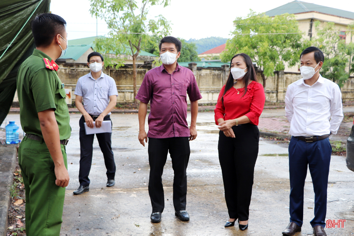 Vũ Quang cần kiểm soát chặt khu vực biên giới, các đường mòn, lối mở nhằm ngăn ngừa dịch xâm nhập