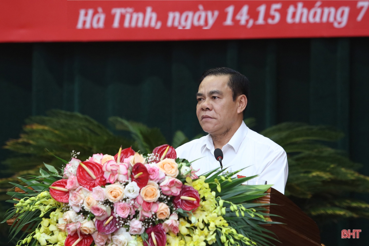 Bí thư Tỉnh ủy - Chủ tịch HĐND tỉnh: Việc trả lời chất vấn khá thẳng thắn!