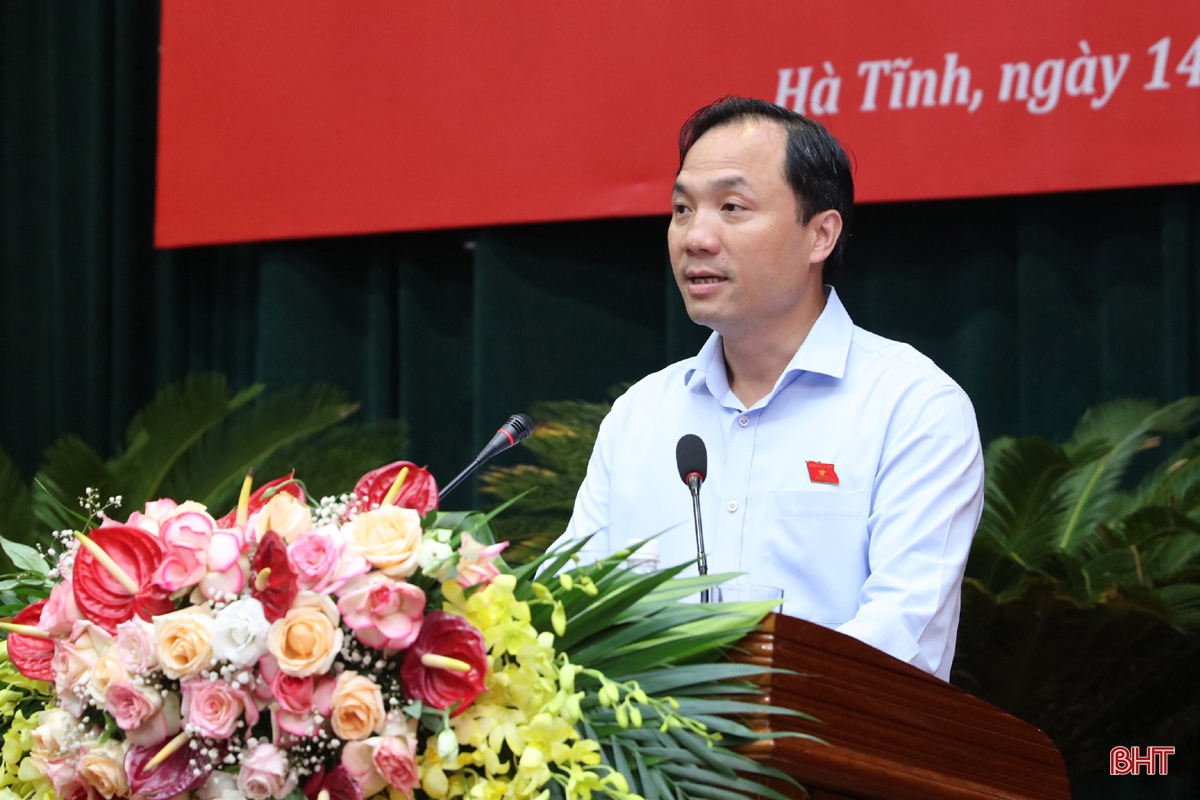Chủ tịch HĐND tỉnh “xoay” nhiều sở, ngành các vấn đề cử tri Hà Tĩnh quan tâm