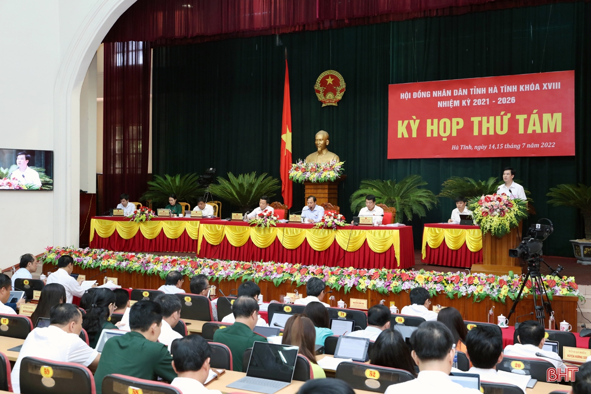 Chủ tịch HĐND tỉnh “xoay” nhiều sở, ngành các vấn đề cử tri Hà Tĩnh quan tâm