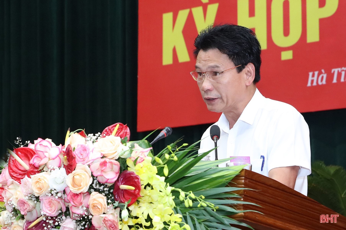 Chủ tịch HĐND tỉnh “xoay” nhiều sở, ngành các vấn đề cử tri Hà Tĩnh quan tâm