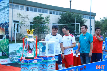 10 đội tranh tài Giải Bóng đá lão tướng gây quỹ từ thiện tranh cúp Bằng Sport